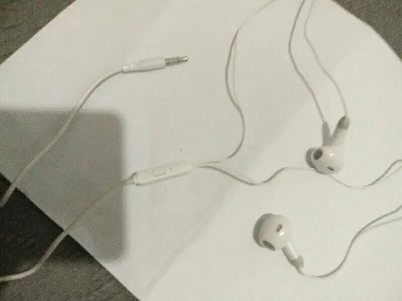 هنذفری|لوازم جانبی موبایل و تبلت|رشت, گلباغ نماز|دیوار