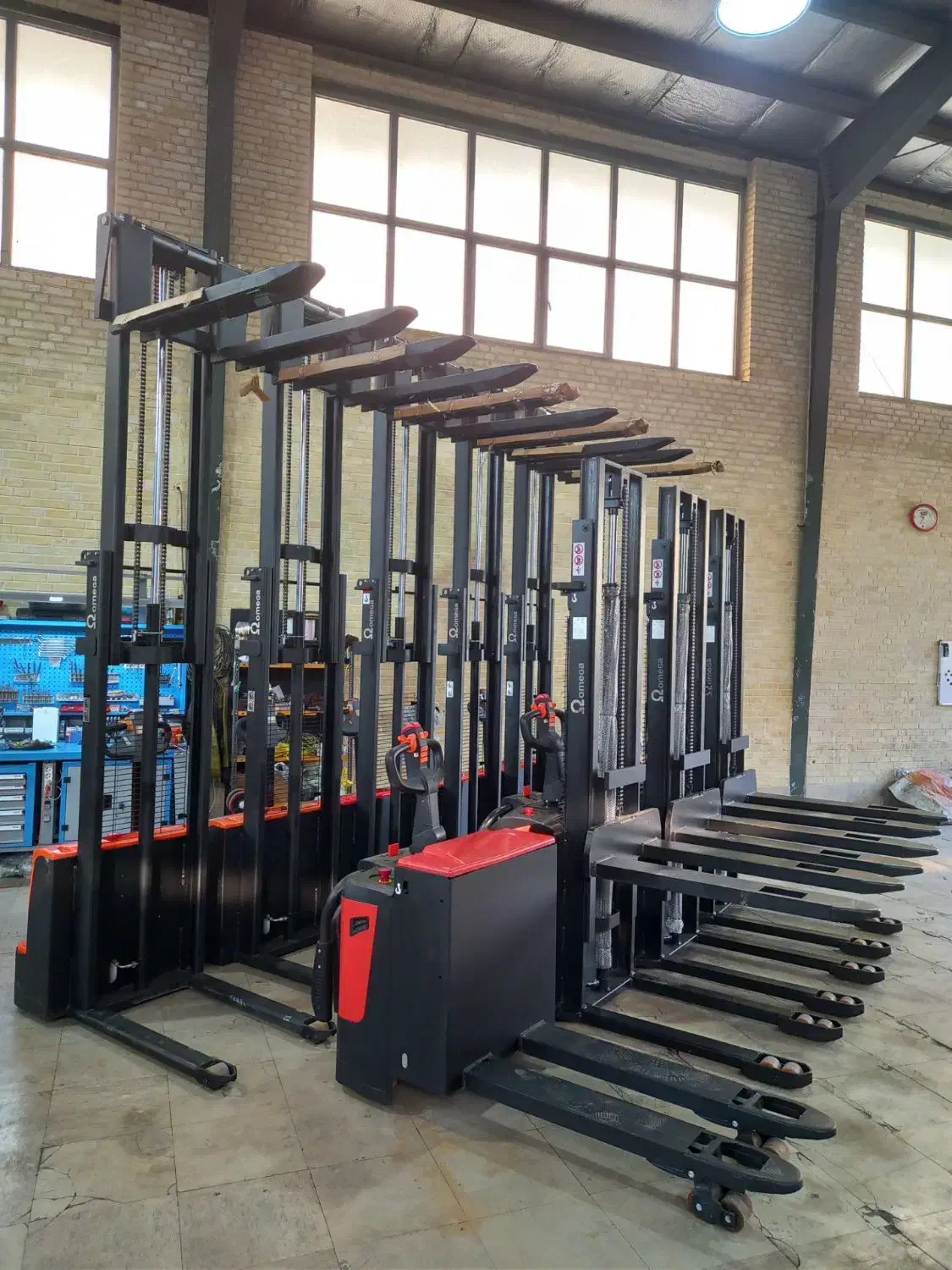 جک پالت پالت تراک لیفتراک سه لیور دکل 3 و  4.5|ماشین‌آلات صنعتی|اشتهارد, |دیوار