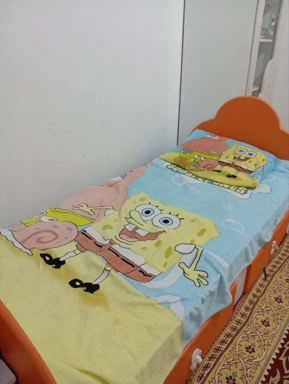 سرویس خواب نوجوان|تخت و سرویس خواب|شیراز, شهرک گلستان شمالی|دیوار