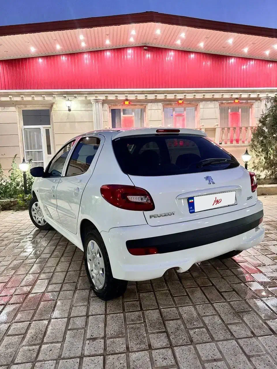 ۲۰۷ مدل ۴۰۳ سقف فلز در حد صفر|خودرو سواری و وانت|اراک, |دیوار