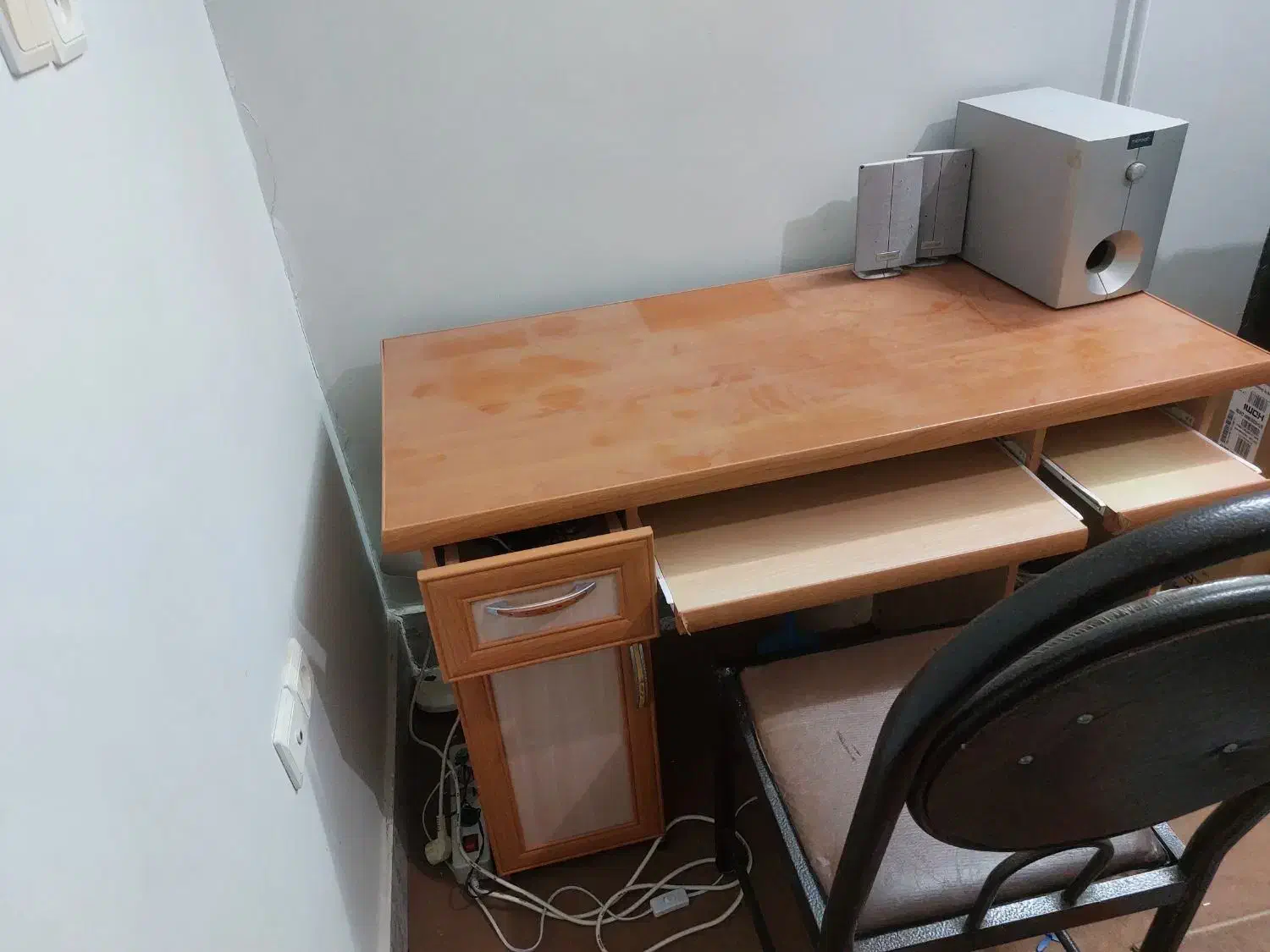 میز کامپیوتر و صندلی|میز تحریر و کامپیوتر|خرمآباد, |دیوار