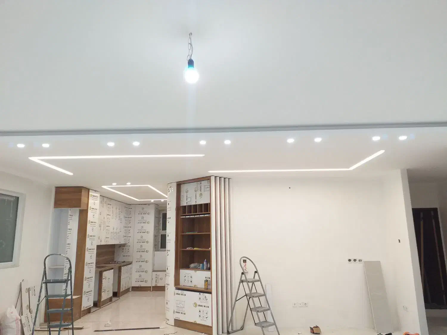 سیم کشی ،برق کاری ساختمان|خدمات پیشه و مهارت|اردبیل, |دیوار