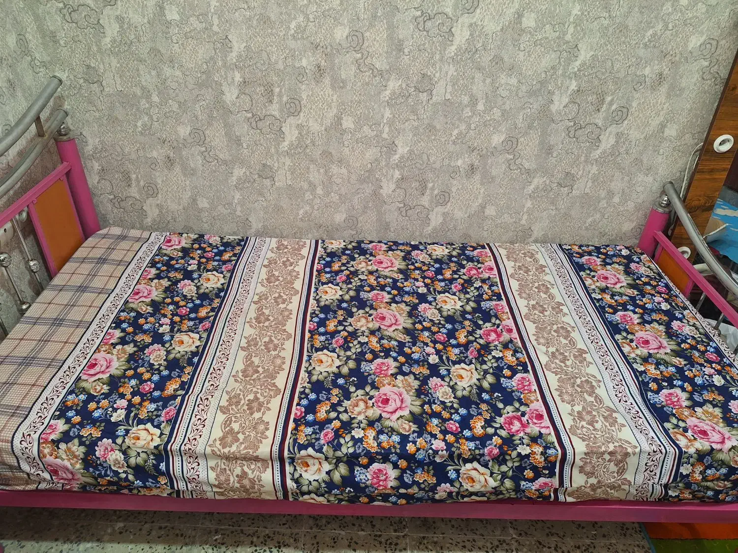 تخت خواب|تخت و سرویس خواب|شوشتر, |دیوار