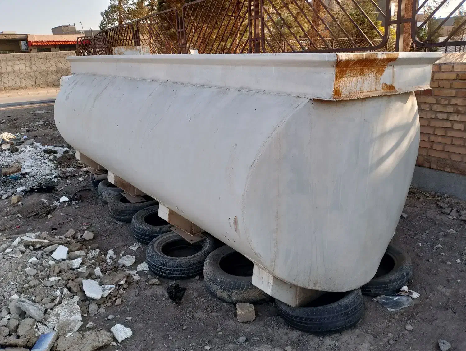 تانکر آب|ماشینآلات صنعتی|سنگان, |دیوار