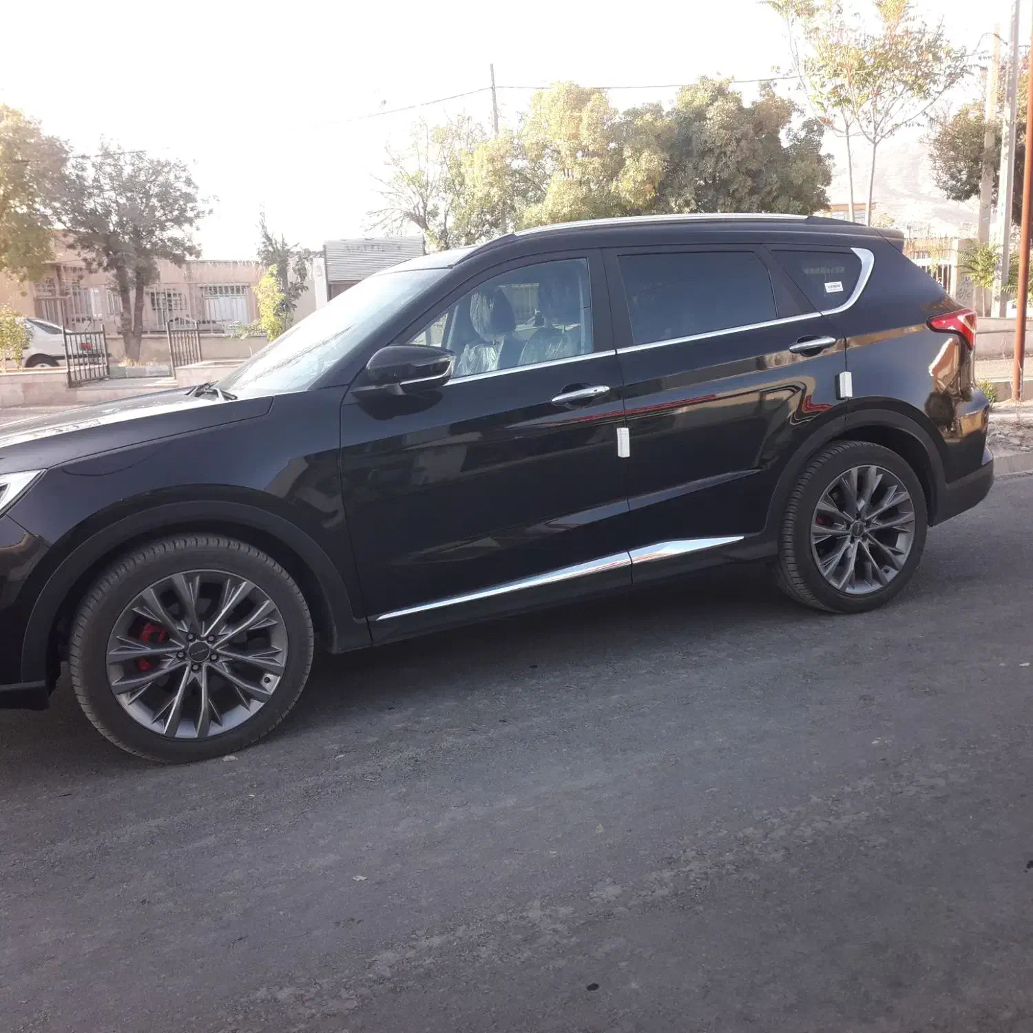 فید الیت برج ۳ .کیلومتر صفر..رنگ مشکی ده پر کروم|خودرو سواری و وانت|گچی, |دیوار