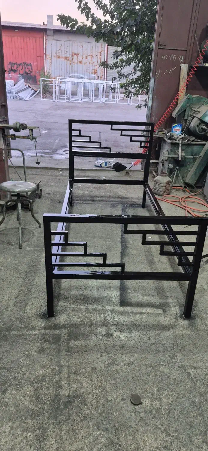 جوشکاری وتولیدی انواع مصنوعات فلزی و چوبی|خدمات پیشه و مهارت|خرمآباد, |دیوار