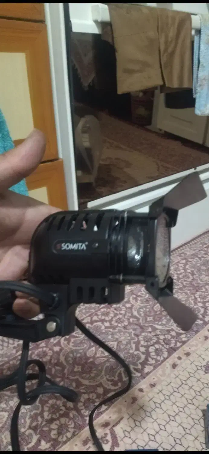 پرژکتور|تلویزیون و پروژکتور|دورود, |دیوار