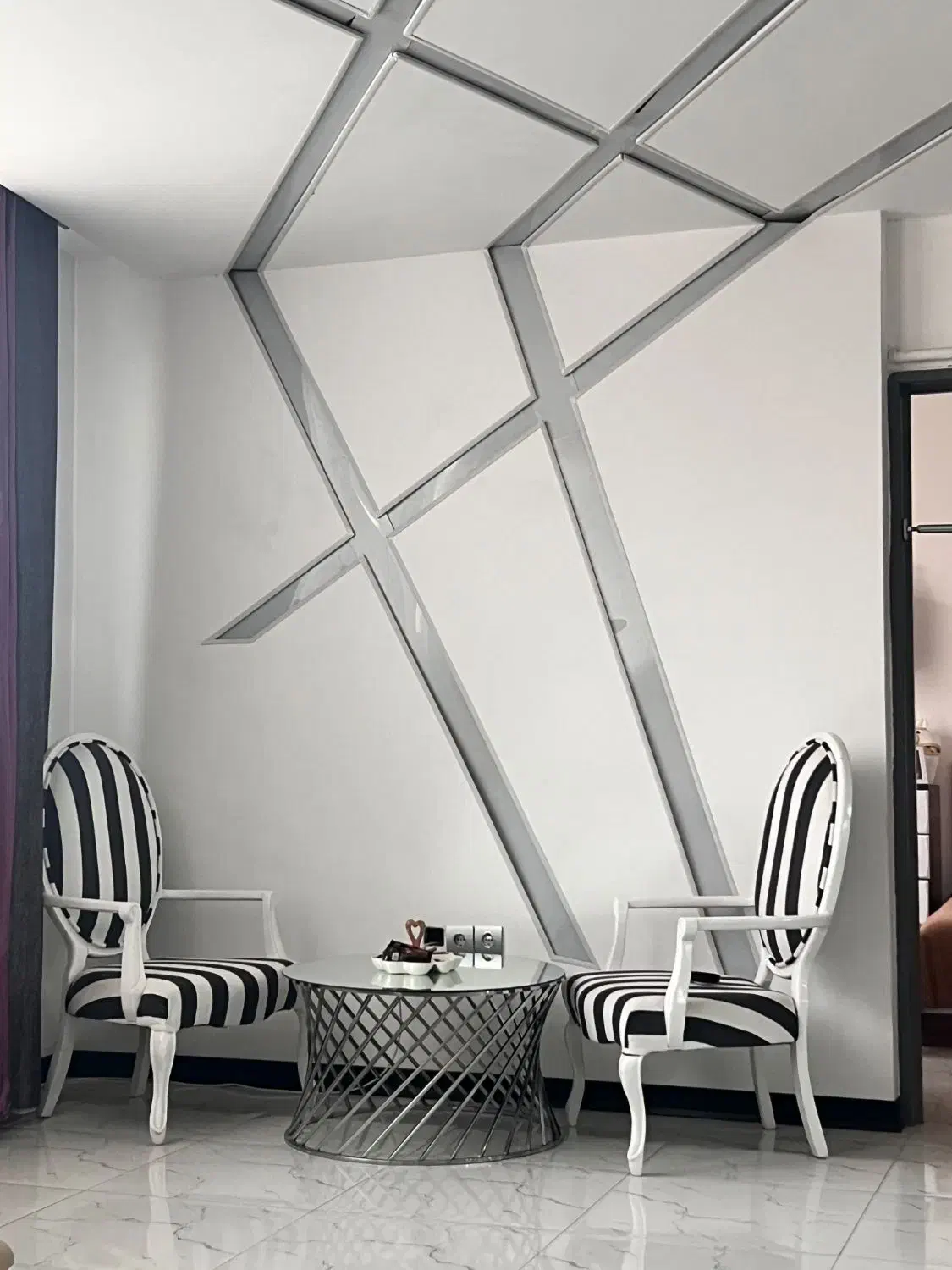 میز عسلی استیل با رویه شیشه|مبلمان خانگی و میز عسلی|شاهین‌شهر, گزبرخوار|دیوار