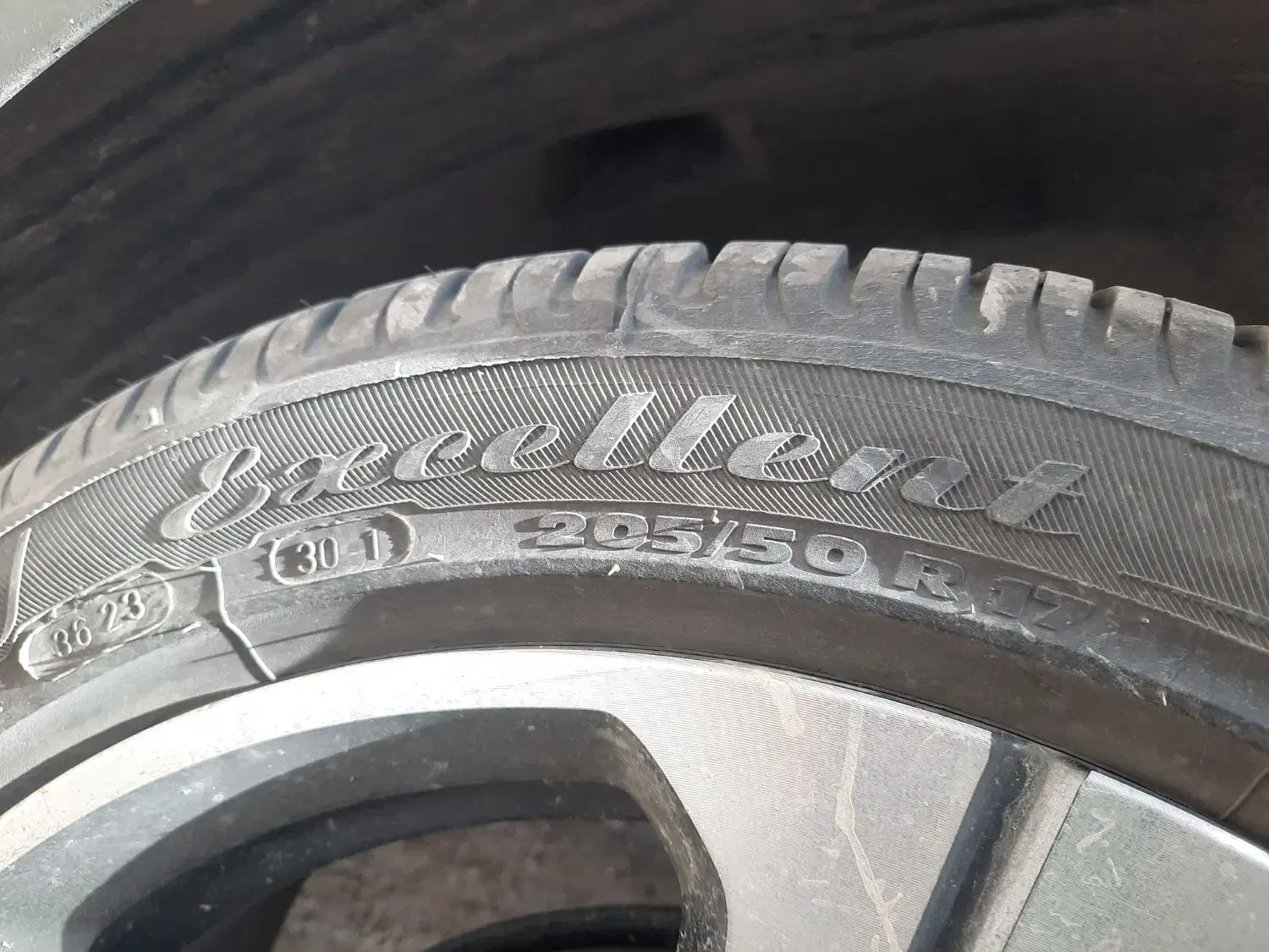 یک حلقه لاستیک کویر|قطعات یدکی و لوازم جانبی|مشهد, هفت تیر (آب و برق)|دیوار