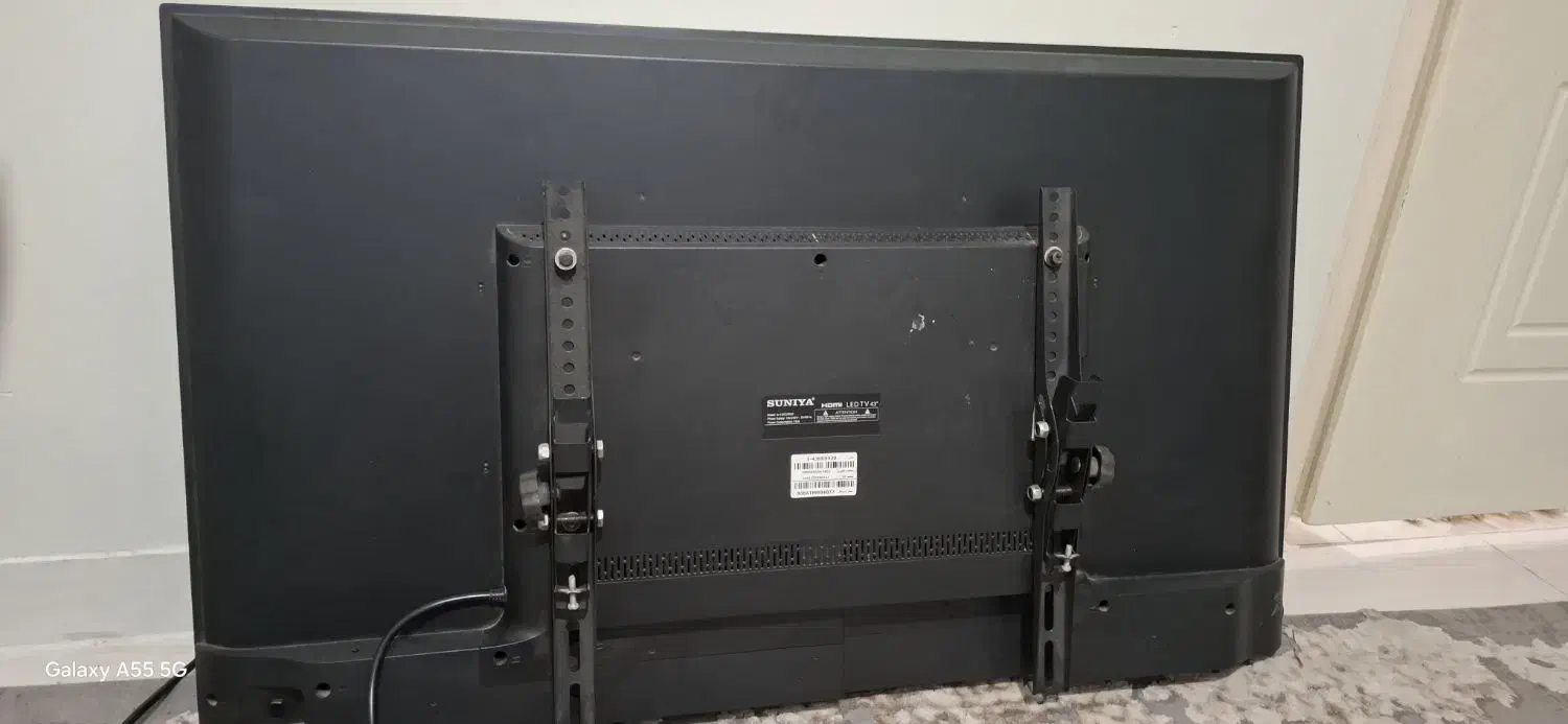 تلویزیون ال ای دی ۴۳ اینچ|تلویزیون و پروژکتور|کرج, حیدرآباد|دیوار