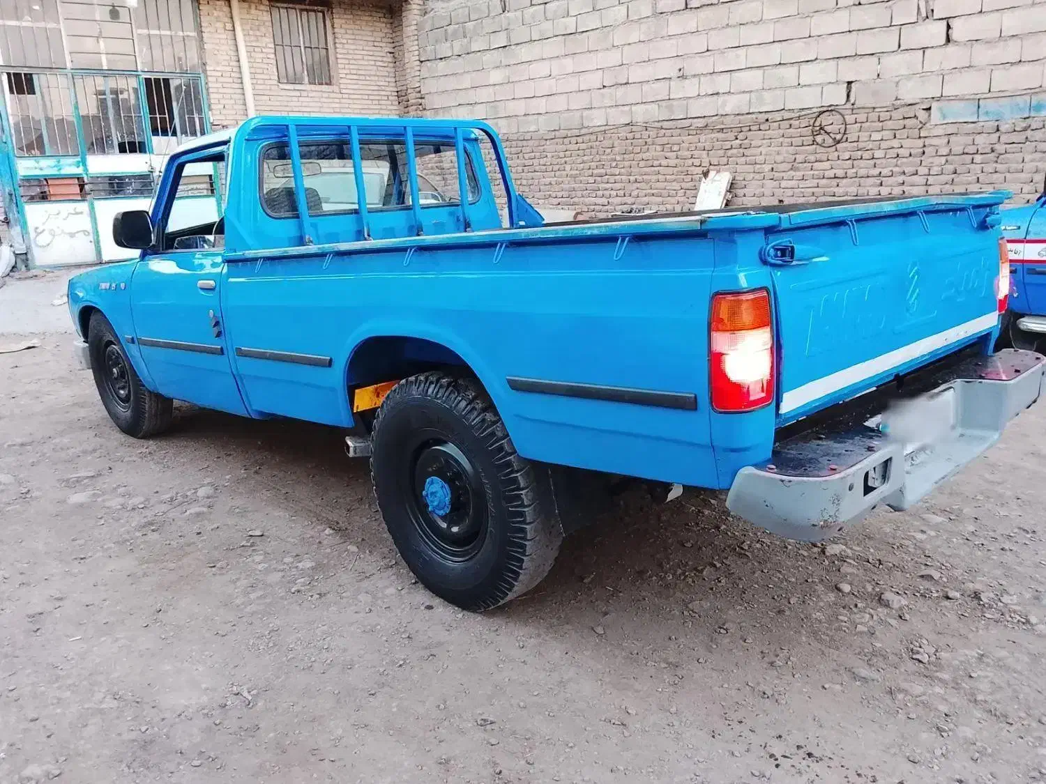 نیسان دیزل|خودرو سواری و وانت|دره شهر, |دیوار