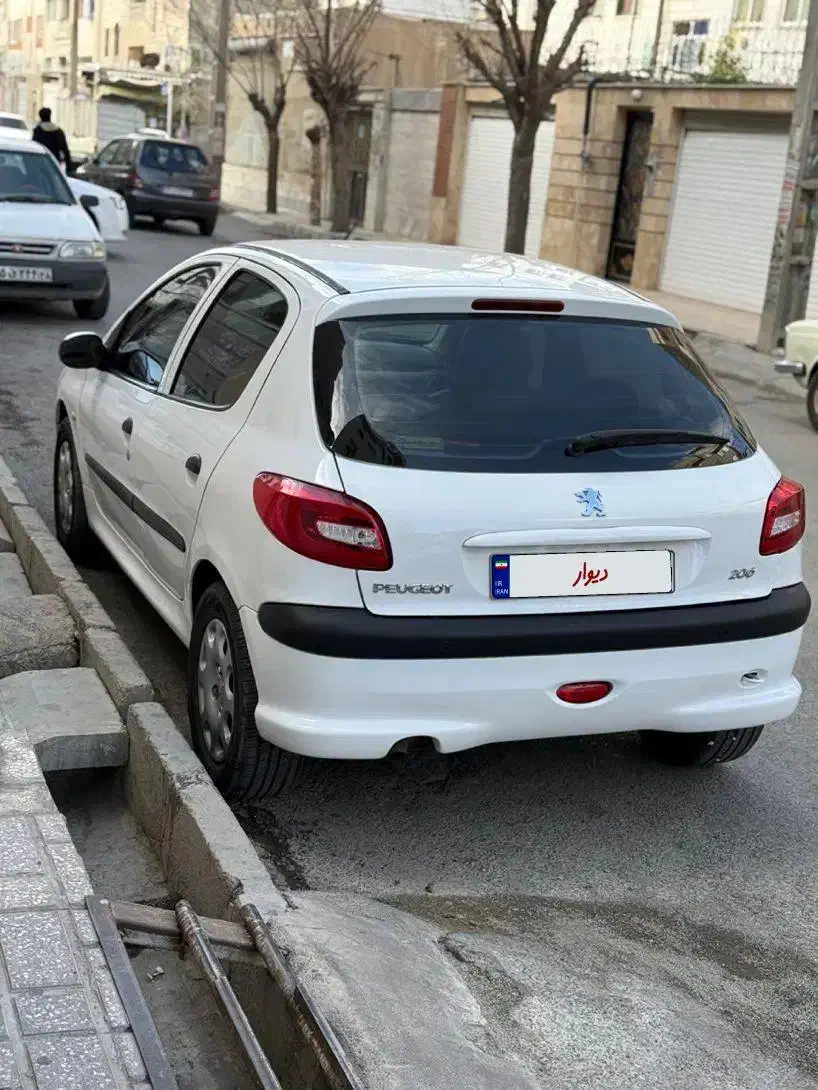 پژو ۲۰۶ تیپ ۵|خودرو سواری و وانت|اسلامشهر, شهرک قائمیه|دیوار