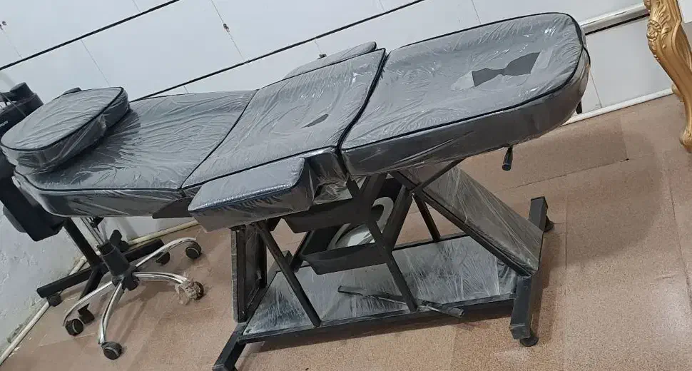 تجهیزات سالن زیبایی کاملا نو|آرایشگاه و سالن‌های زیبایی|سمیرم, |دیوار