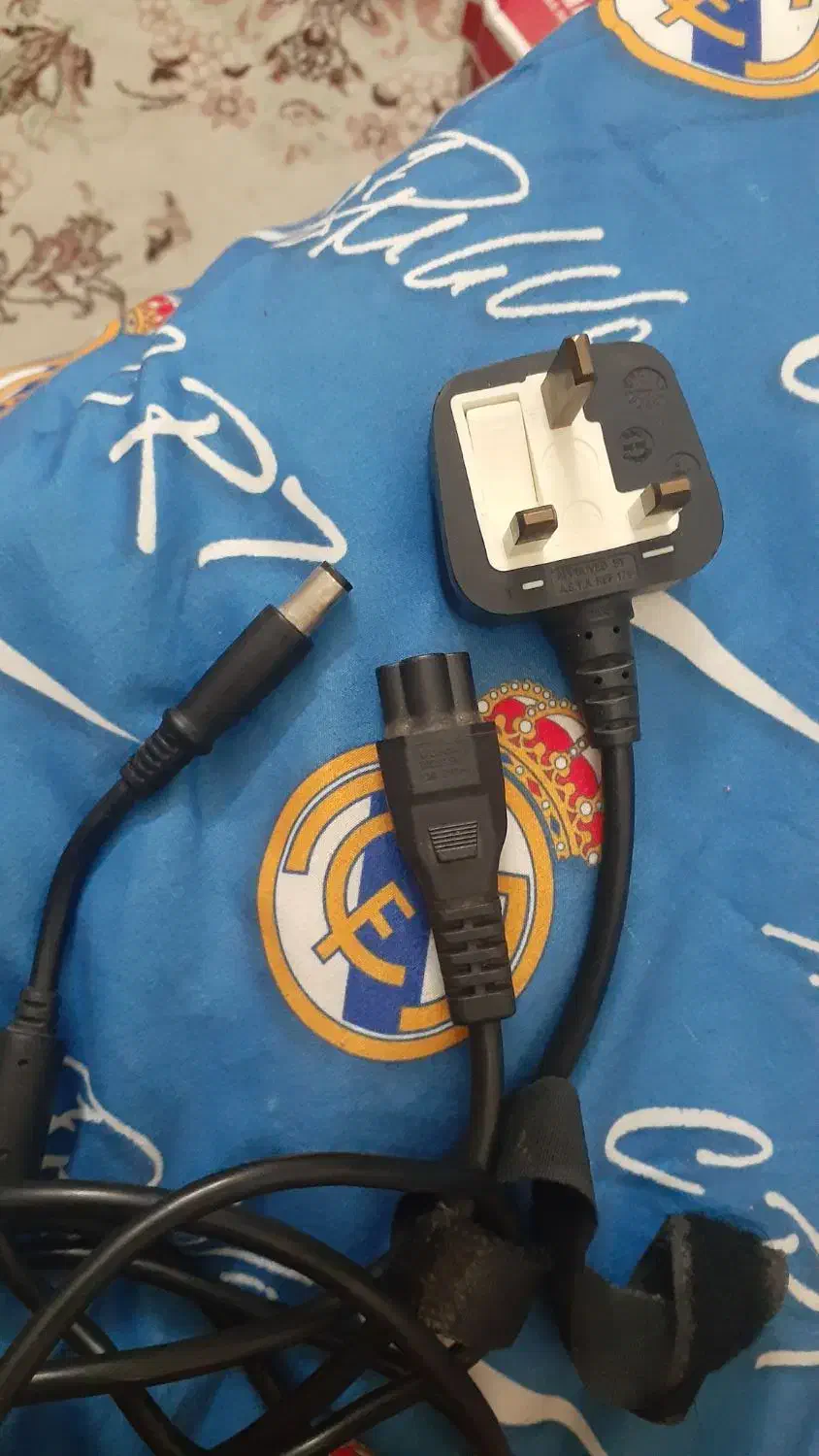 شارژ باتری لپ تاپ DEEL|قطعات و لوازم جانبی رایانه|اردبیل, |دیوار