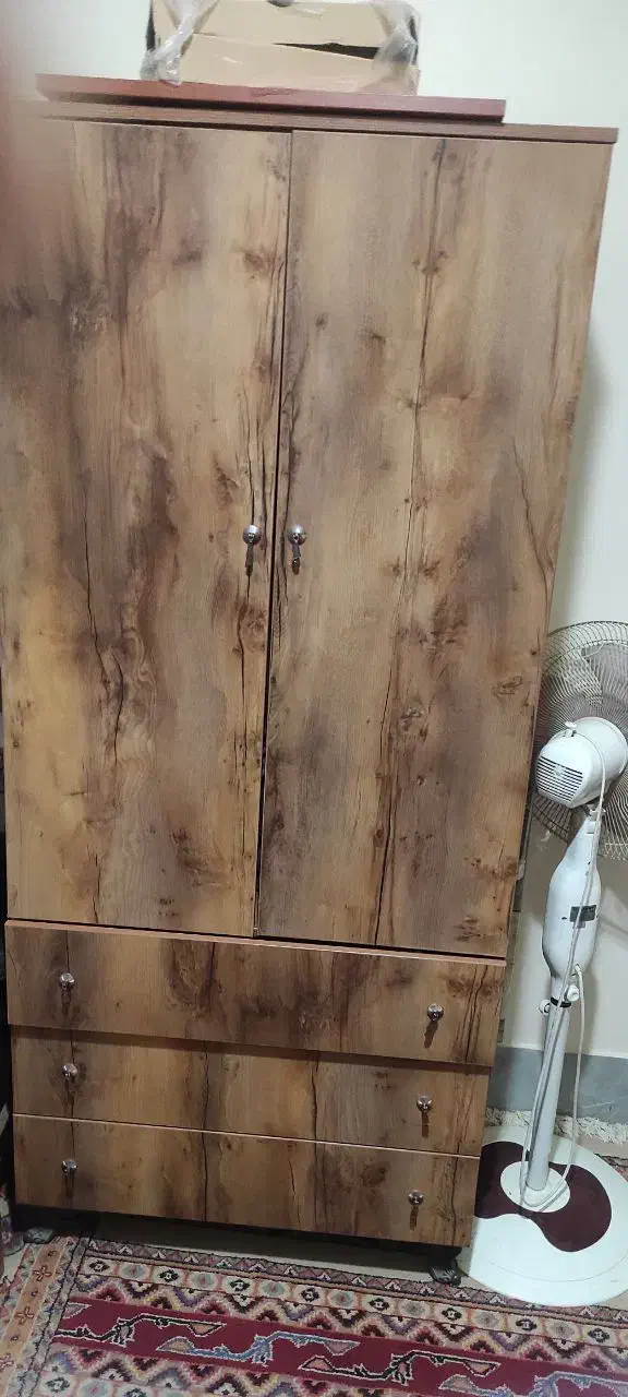 کمد|جاکفشی، کمد، دراور|بیرجند, |دیوار