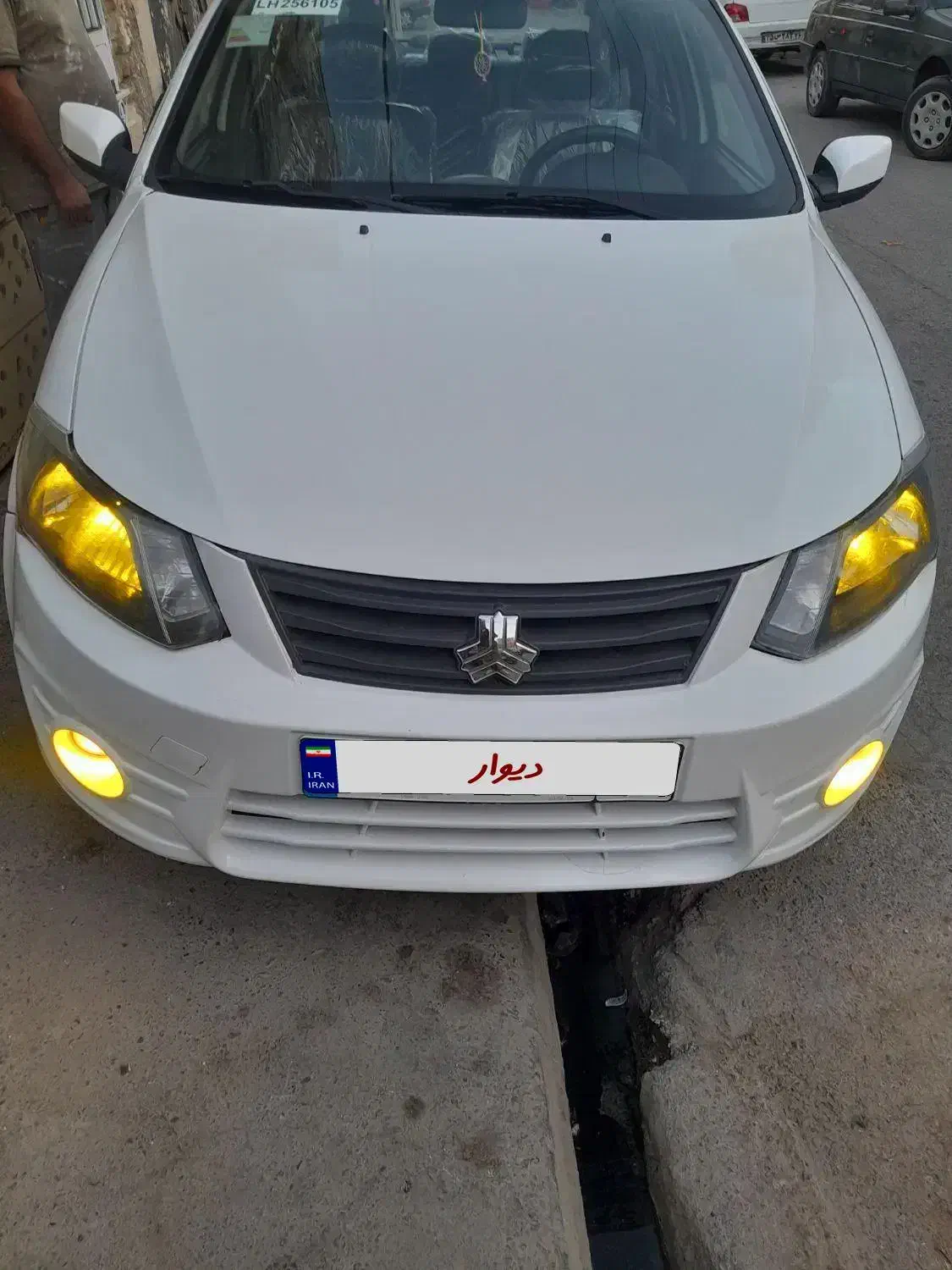 ساینا مدل 99 یک سال بیمه مدارک آماده انتقال|خودرو سواری و وانت|مشهد, شهید قربانی|دیوار