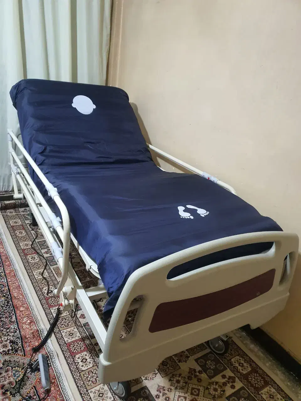 *اجاره*تخت بیمارستانی تشک مواج برقی ویلچر بیمار|آرایشی، بهداشتی، درمانی|تهران, یافتآباد|دیوار