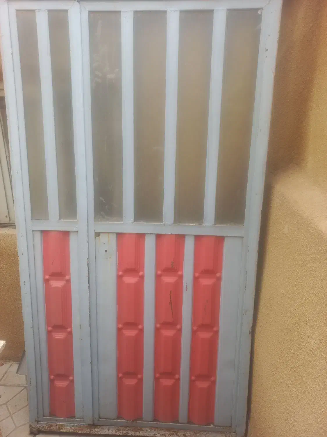 درب و پنجره آهنی|مصالح و تجهیزات ساختمان|هشتگرد, خور|دیوار