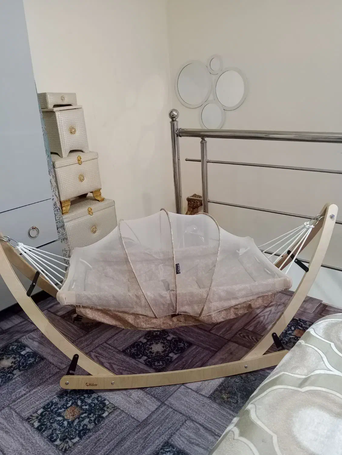 بانوج نو|کالسکه و لوازم جانبی|چناران, |دیوار