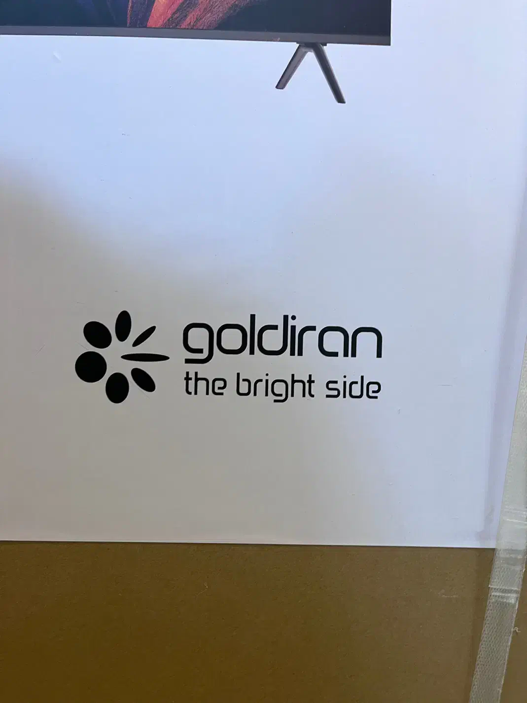 تلویزیون ۷۵ اینچ هوشمند گلدیران|تلویزیون و پروژکتور|هشتگرد, طاووسیه|دیوار