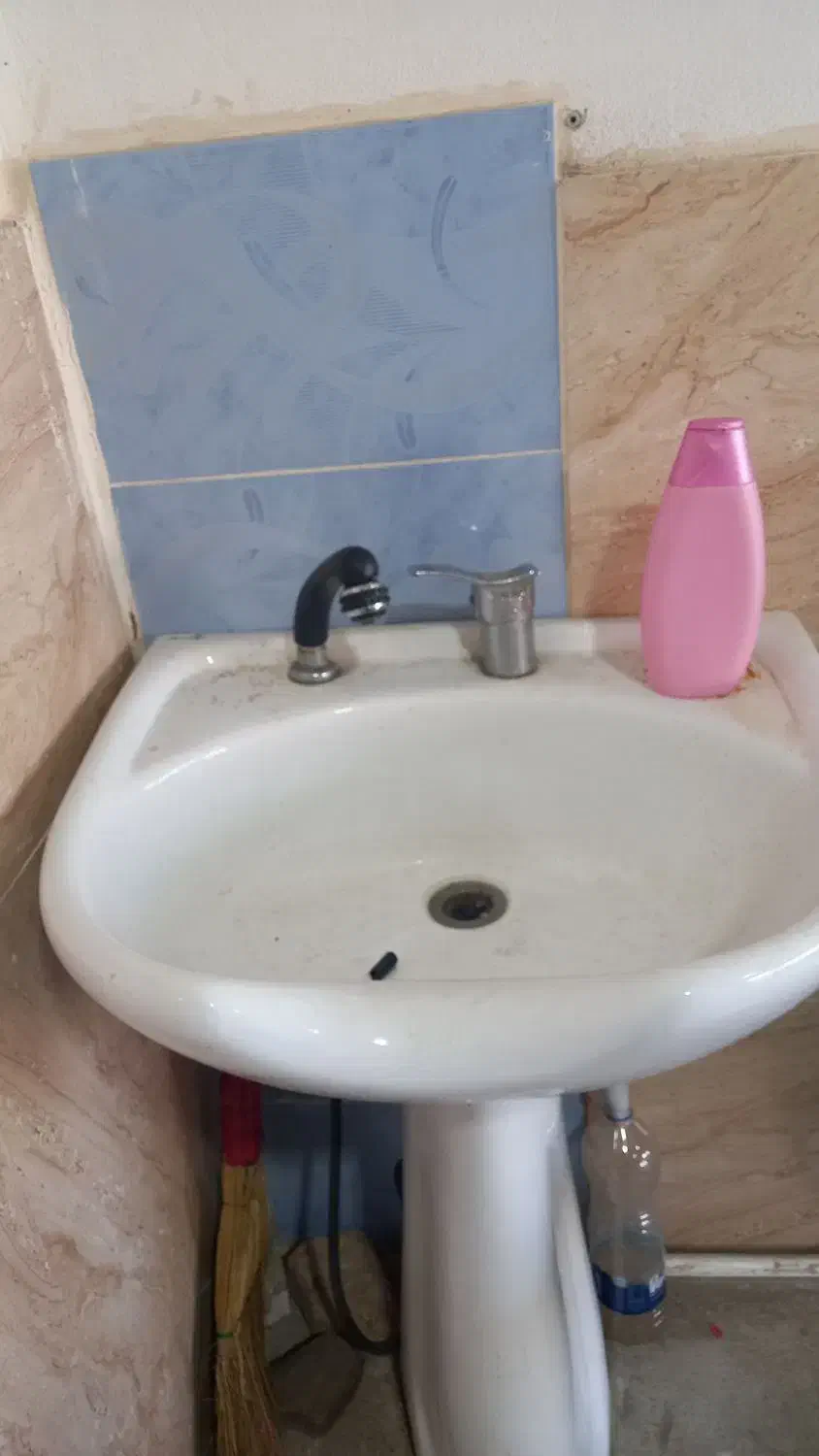 سرشور ارایشگاه|آرایشگاه و سالنهای زیبایی|لاهیجان, لیل|دیوار