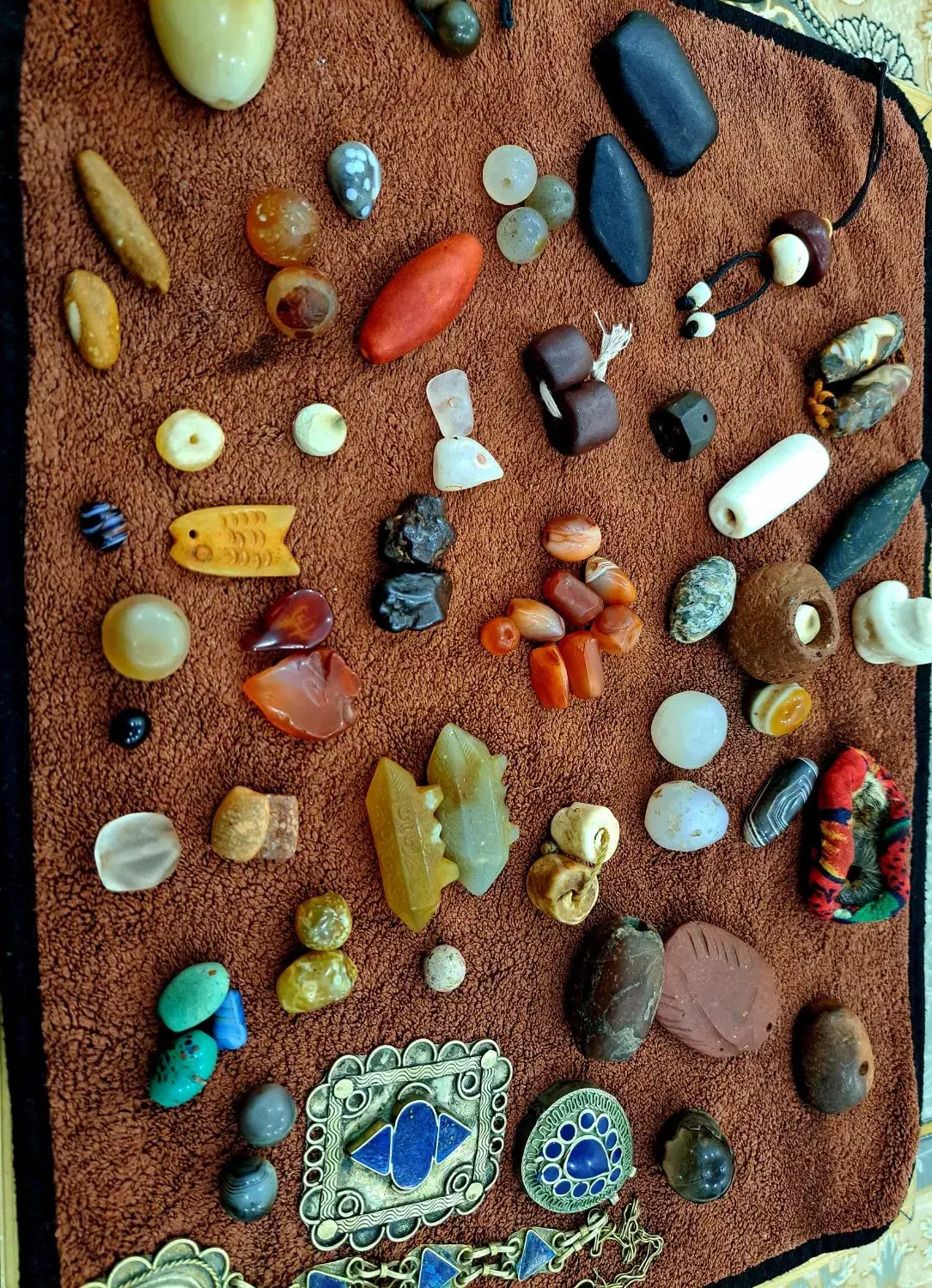 نگین ومهره کلکسیونی|کلکسیون اشیاء عتیقه|حمیدیه, |دیوار