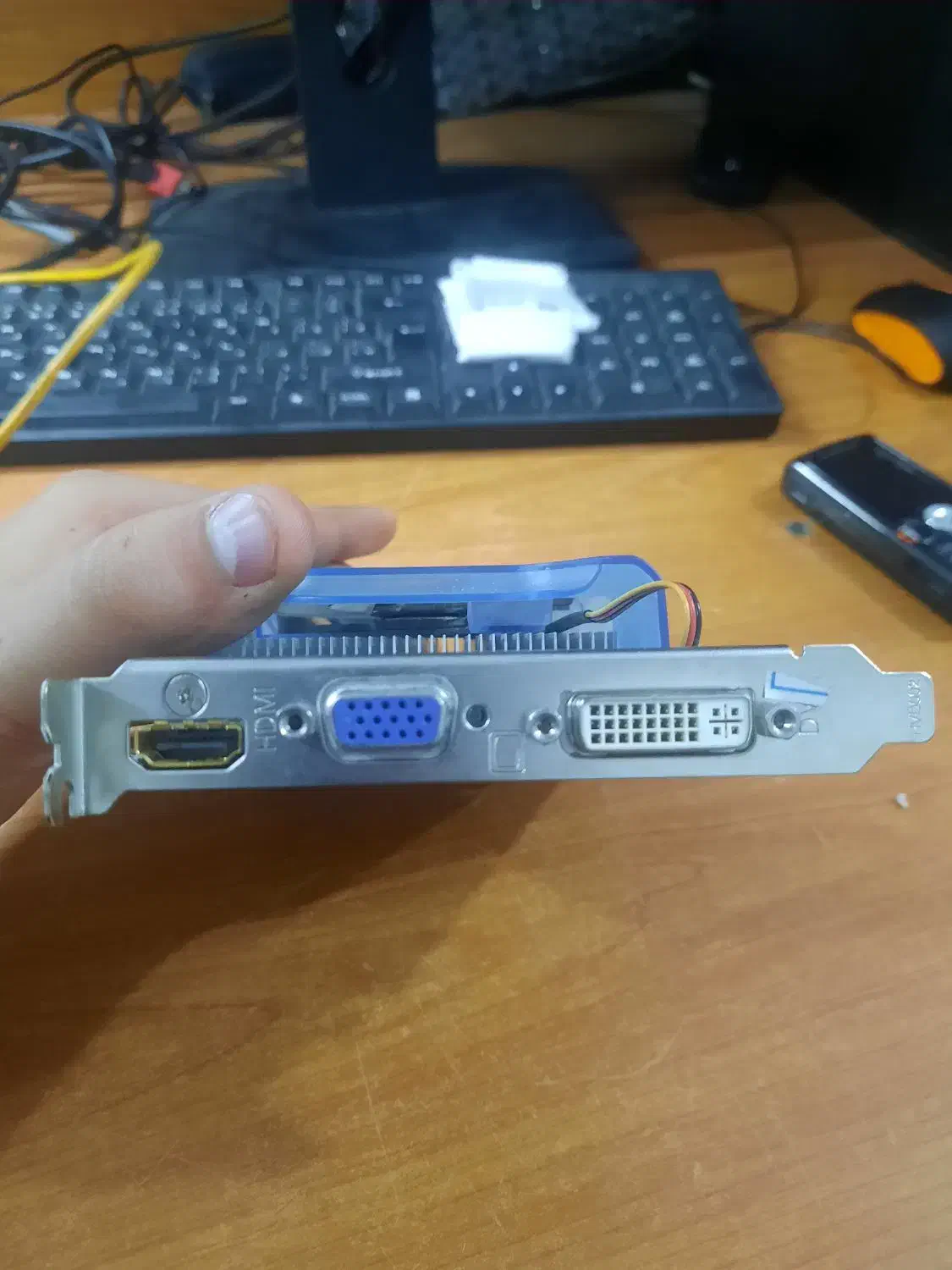 کارت گرافیک یک گیگ برند گیگابایت|قطعات و لوازم جانبی رایانه|یزد, |دیوار