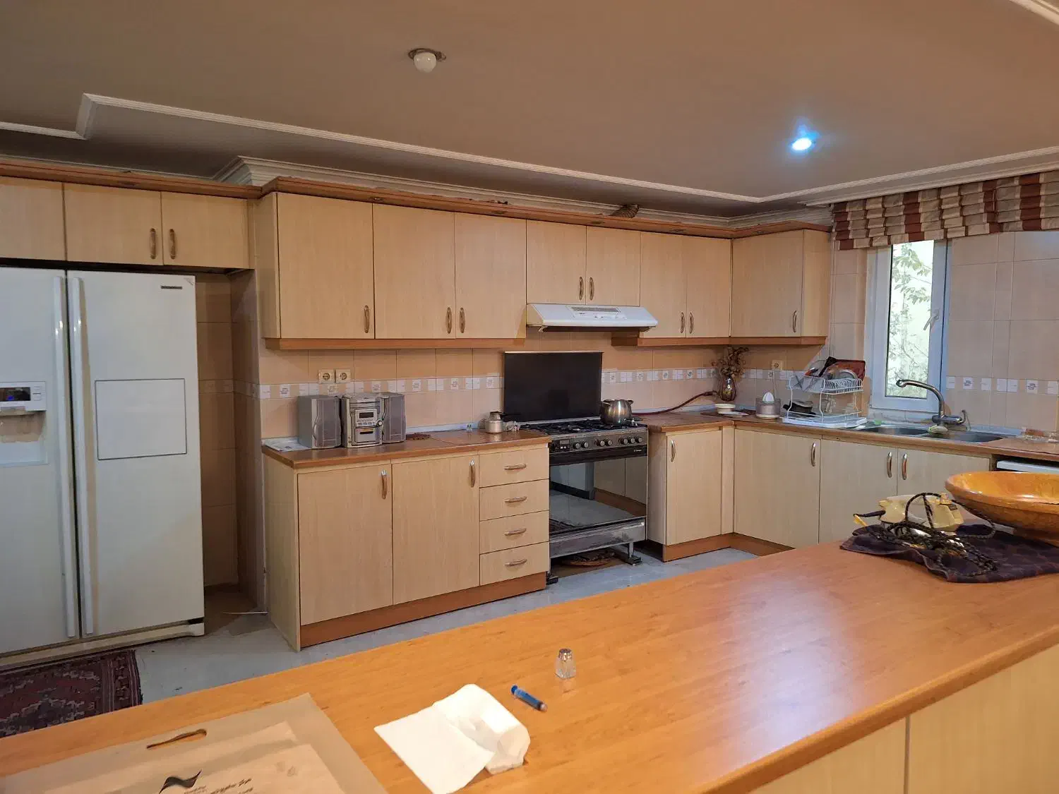 پاسداران ۱۸۰متر ۳خواب لابی شیک