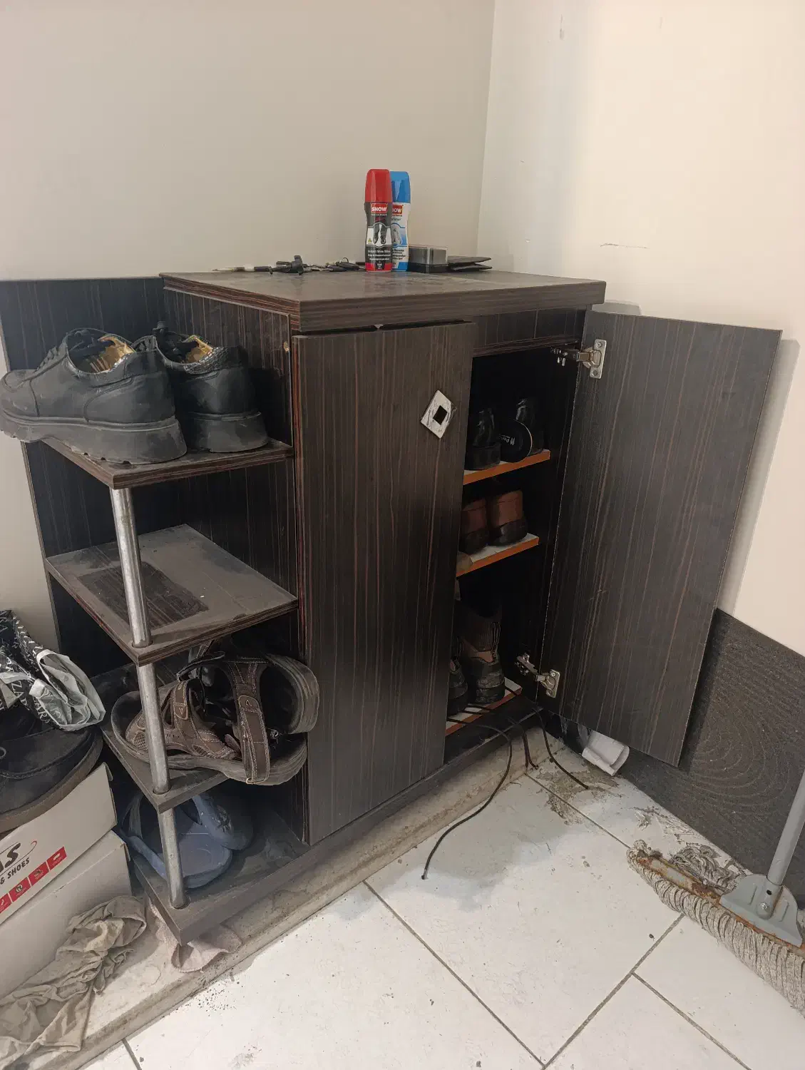 کمد و دراور و اینه و جاکفشی|جاکفشی، کمد، دراور|تهران, جمال‌زاده|دیوار