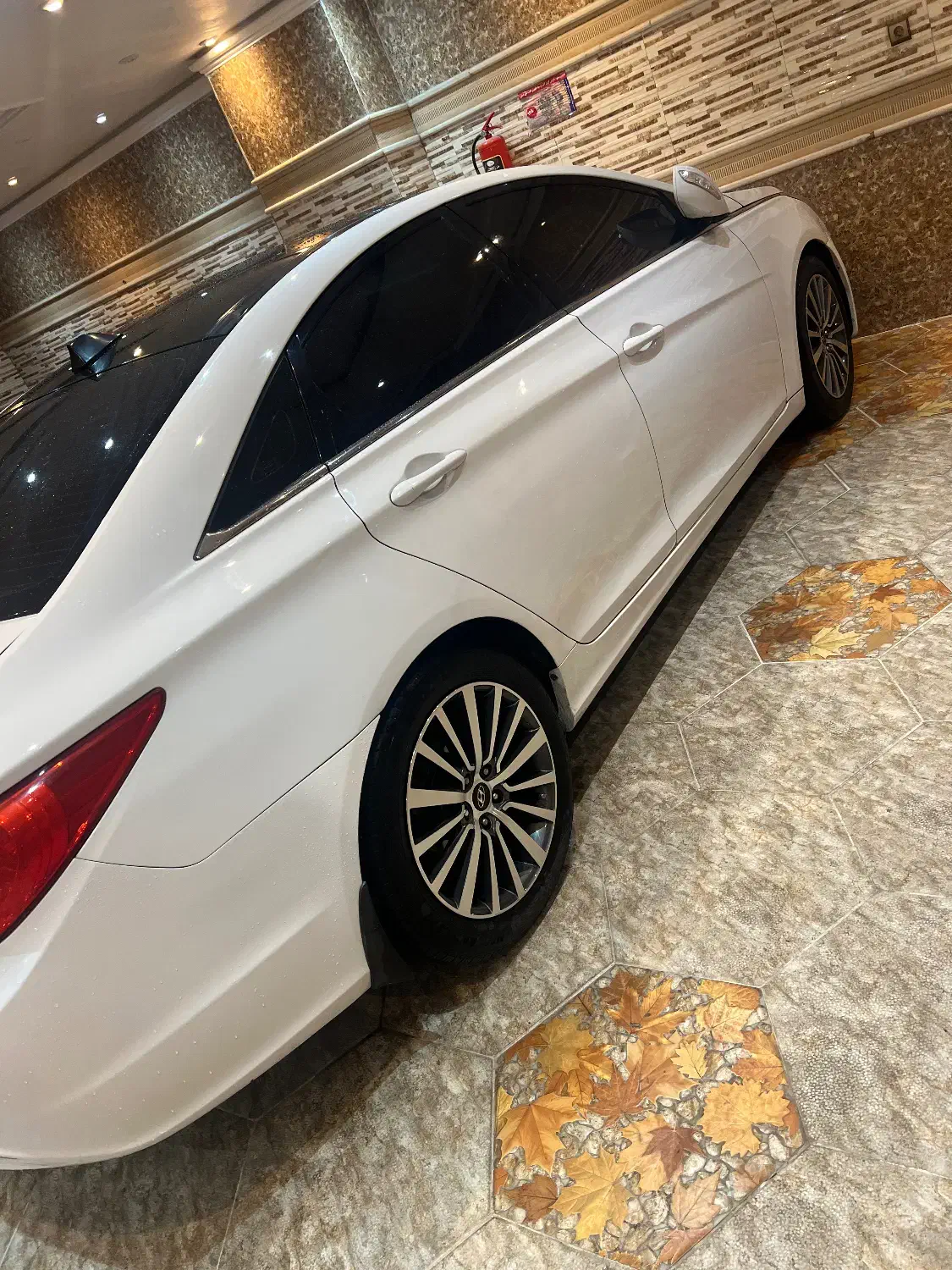 سوناتا yf مدل ۲۰۱۱ بیرنگ|خودرو سواری و وانت|اسلام‌شهر, صادقیه|دیوار