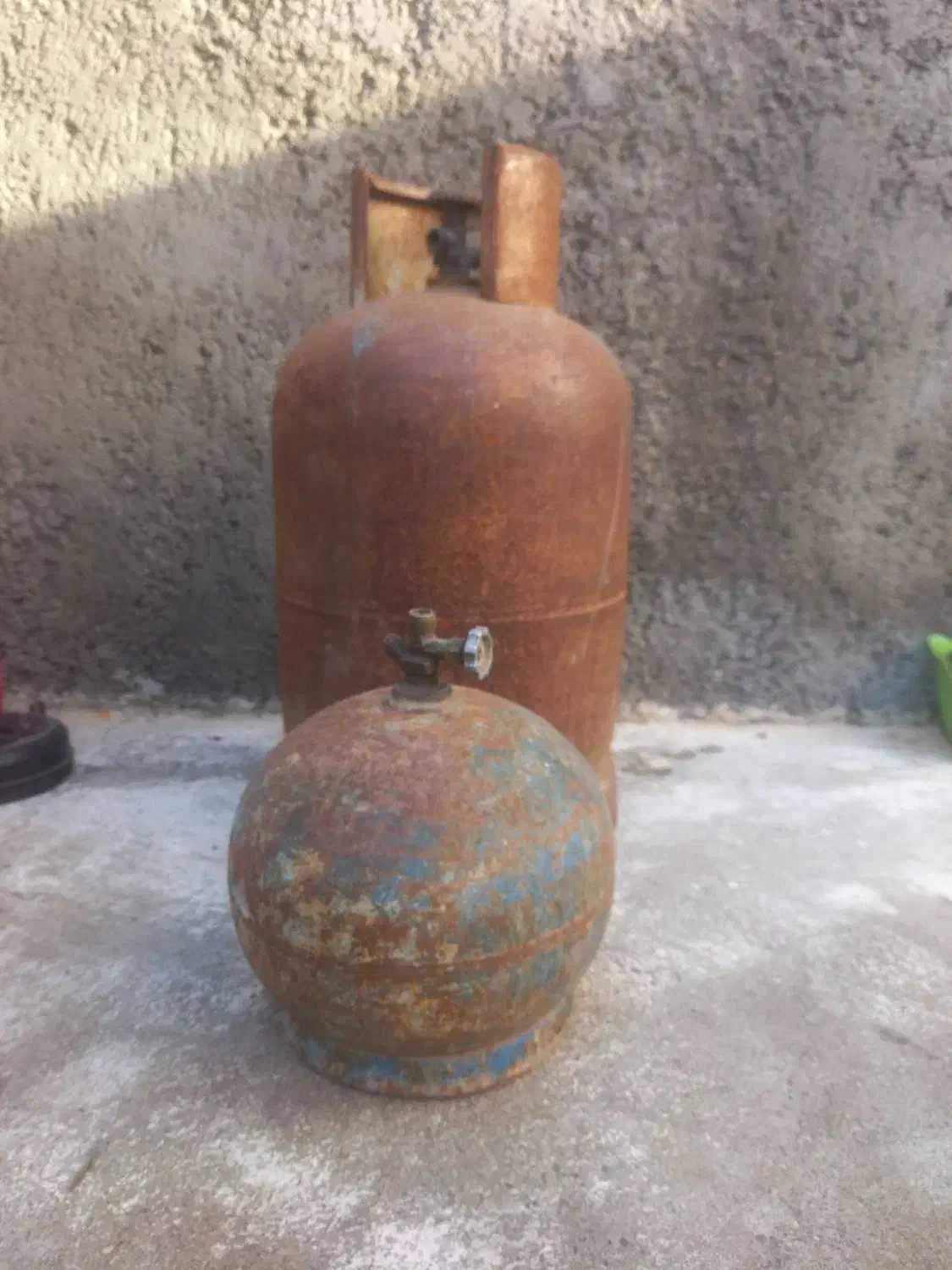 ۱عدد کپسول لرد گاز ویک عدد پیک نیک|اجاق گاز و لوازم برقی پخت‌وپز|پارس‌آباد, |دیوار