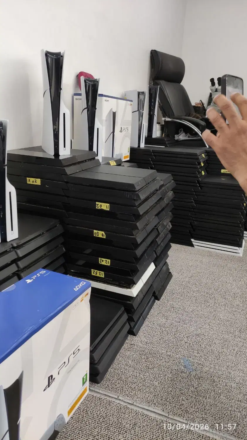 ps4 slim|کنسول، بازی ویدئویی و آنلاین|شیراز, لاله|دیوار