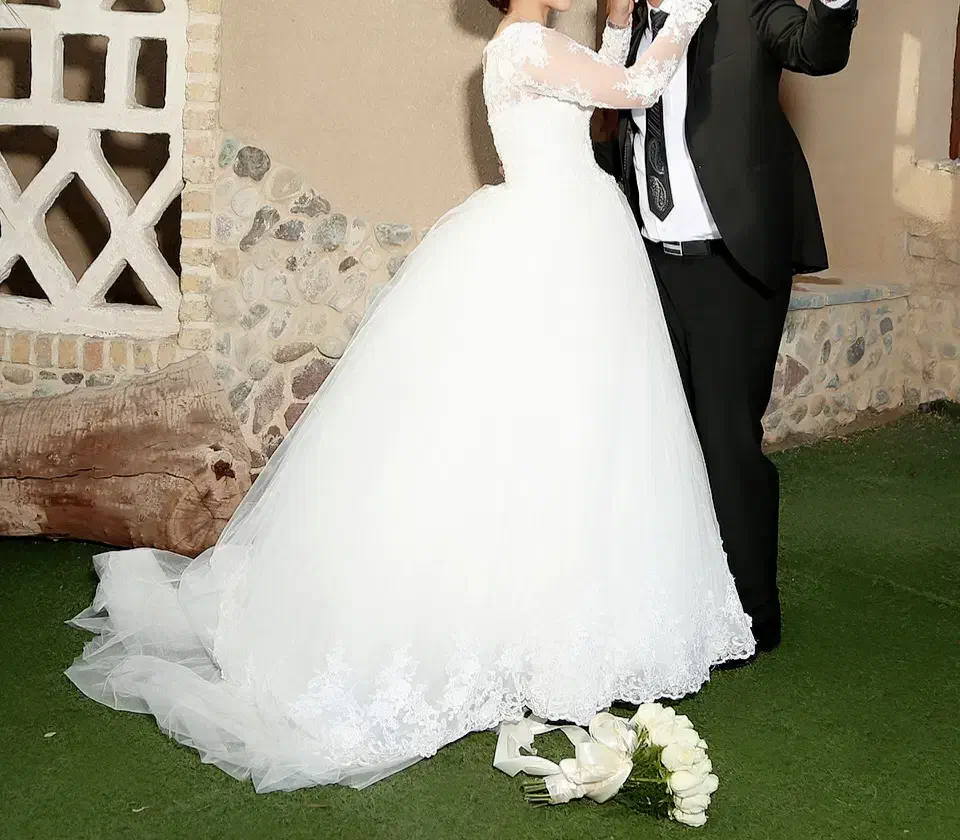 لباس عروسی و نامزدی|لباس|رشت, شهرک صبا|دیوار