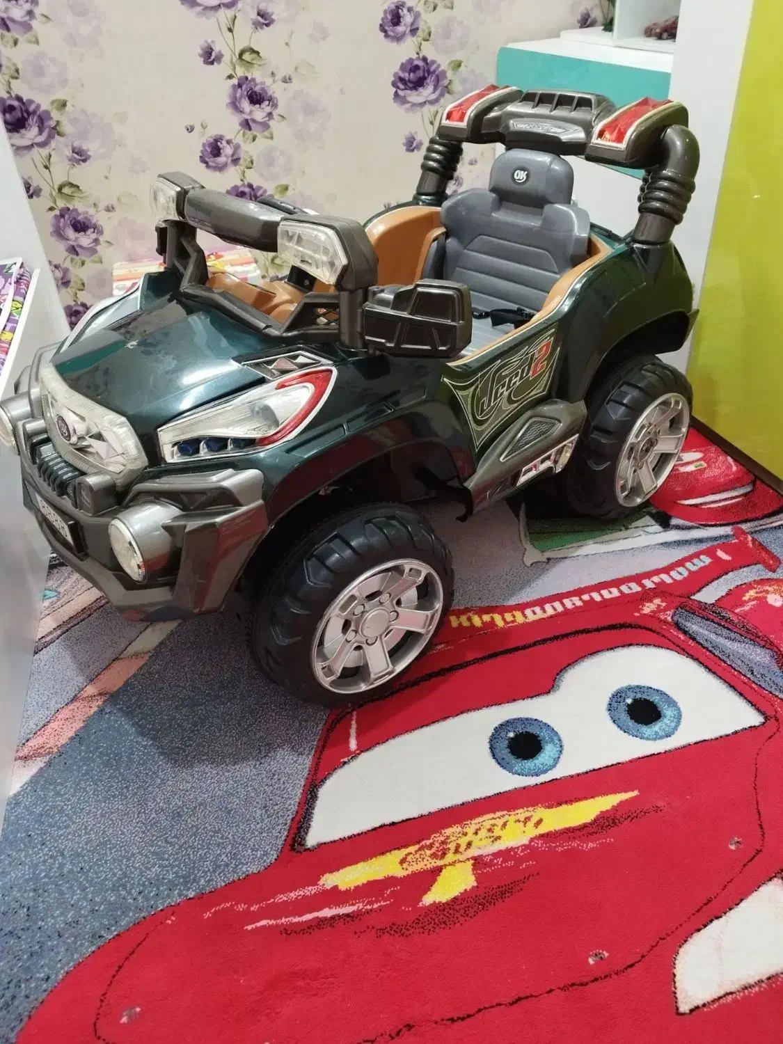 ماشین شارژی|اسباببازی|مشهد, کارمندان دوم|دیوار