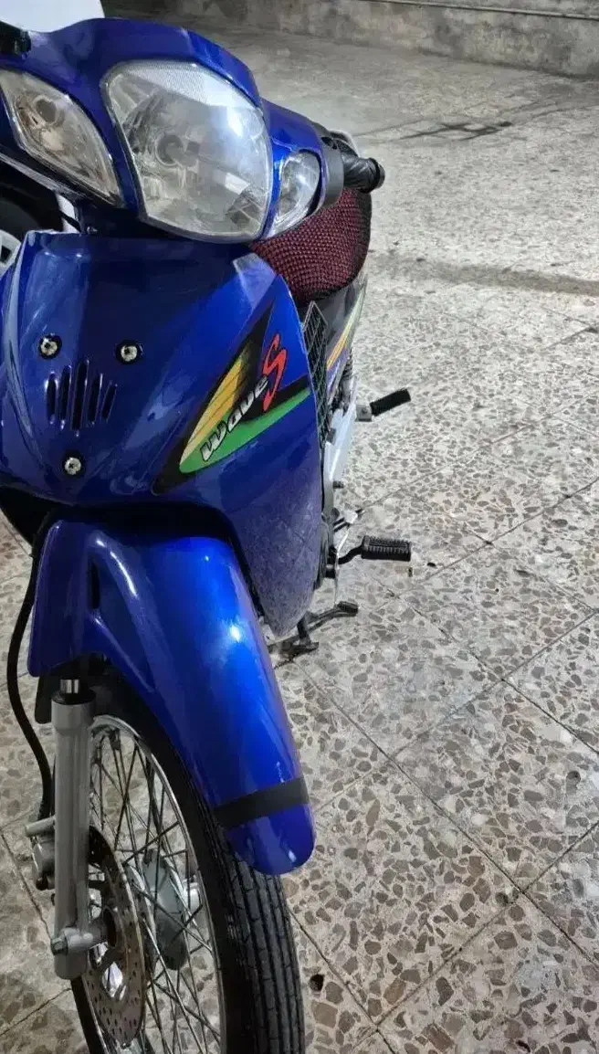 لاکی ویو ۱۲۵ تمیز وکم کارکرد|موتورسیکلت|خرمشهر, |دیوار