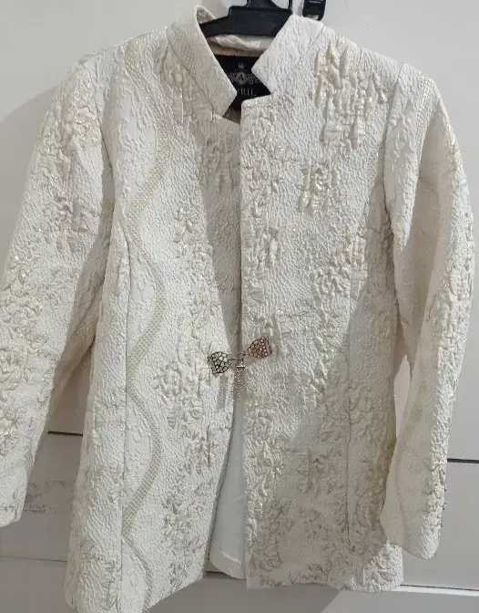 کت ژاکارت|لباس|صحنه, |دیوار