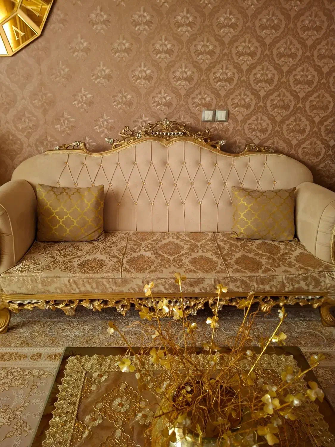 مبل در حد نو بفروش میرسد|مبلمان خانگی و میز عسلی|بندرعباس, |دیوار