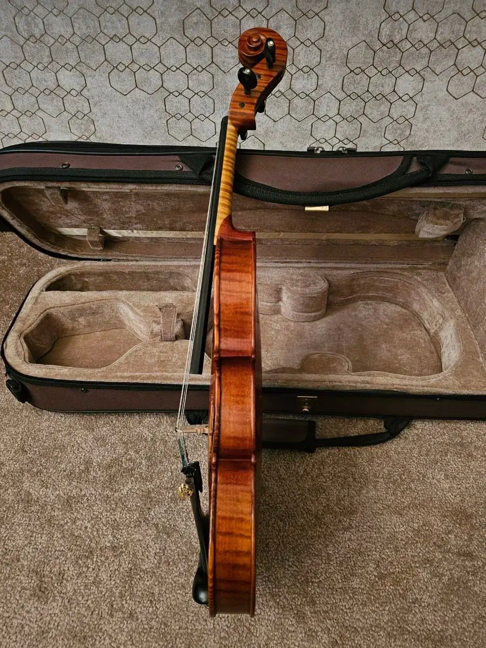 ویولن دست ساز و خوش صدای فول فر|ویولن|یزد, |دیوار