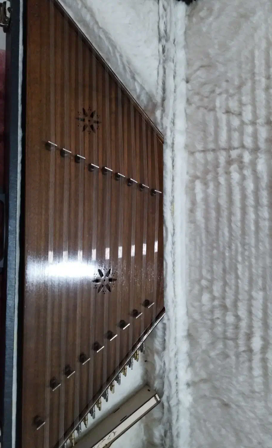 سنتور|سازهای سنتی|کیاشهر, |دیوار