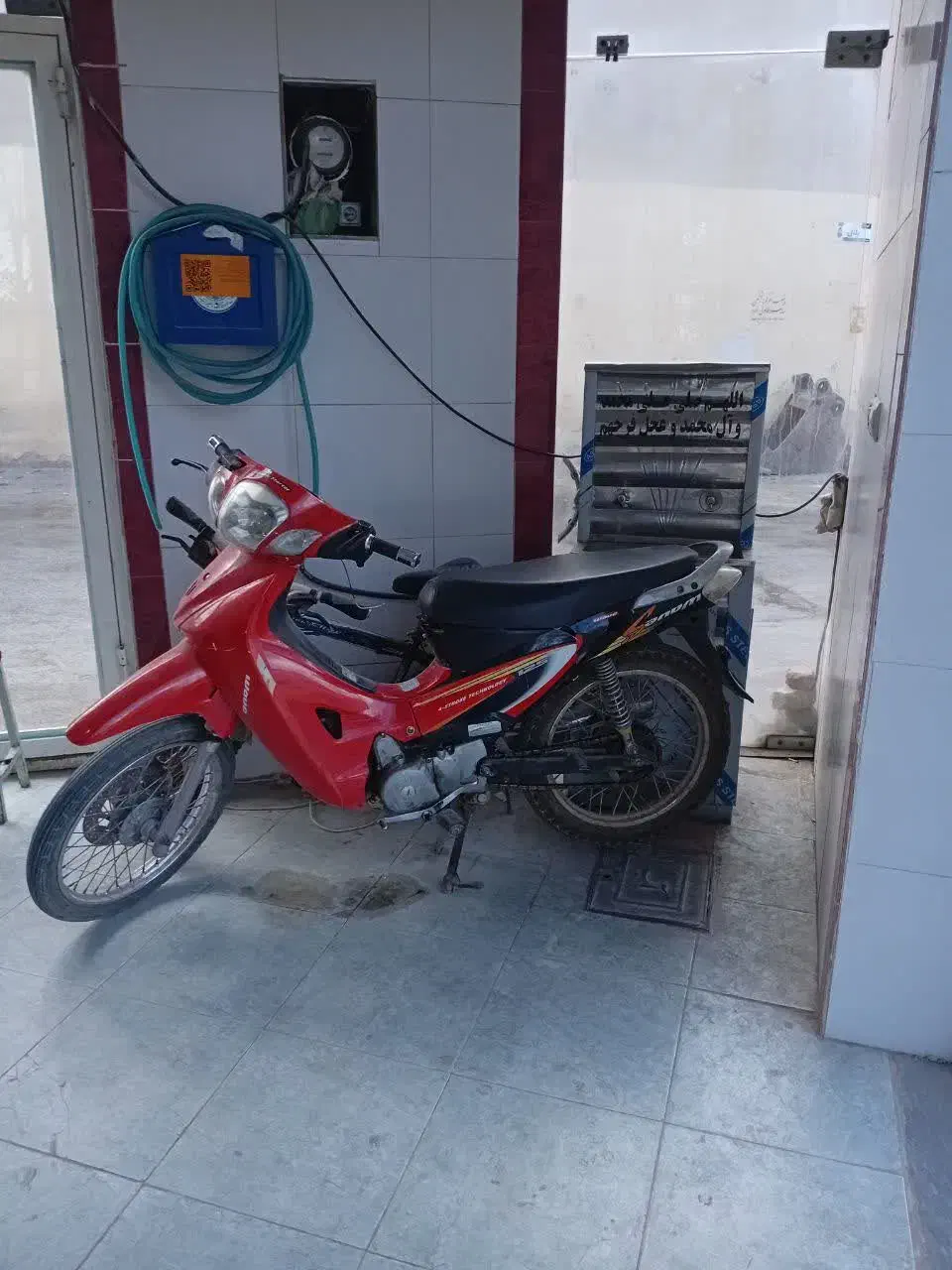 موتور ویو مزایده مدل ۸۲|موتورسیکلت|همدان, |دیوار