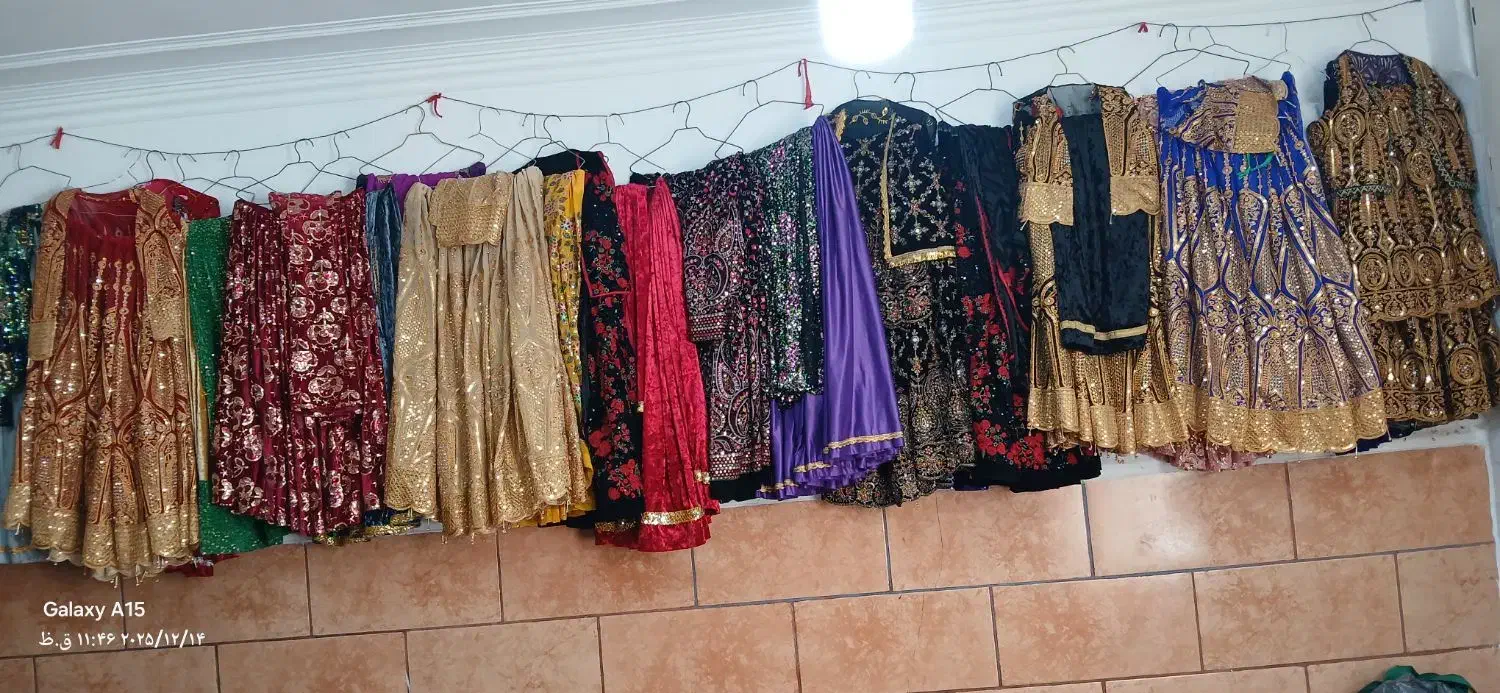 لباس محلی حاجتی|لباس|اهواز, منبع اب|دیوار