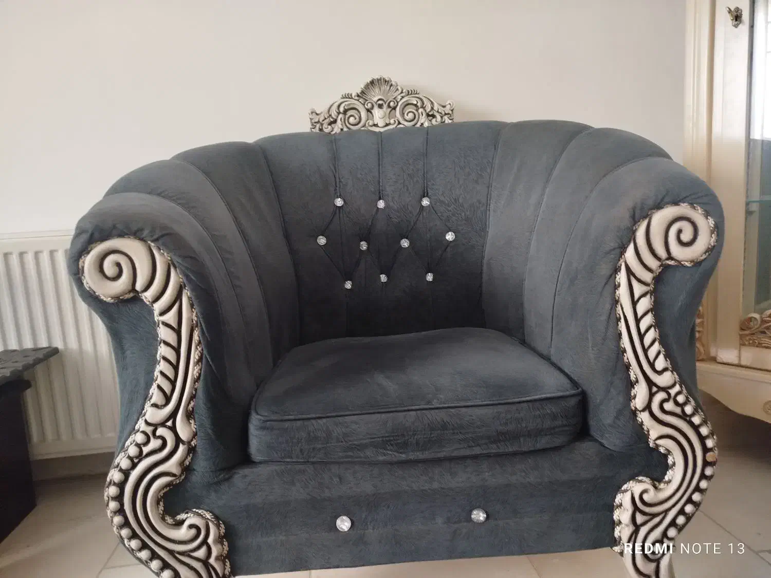 مبل|مبلمان خانگی و میز عسلی|پرند, فاز ۶|دیوار