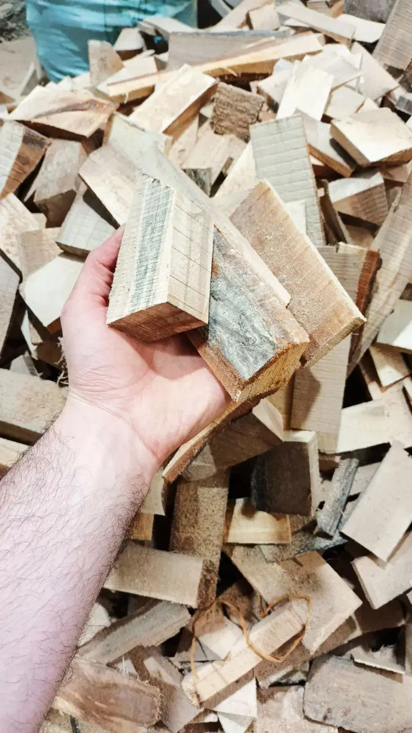 هیزم خرد شده مخصوص کبابی ، پوشال خراطی ، خاک اره|عمده‌فروشی|رشت, دباغیان|دیوار