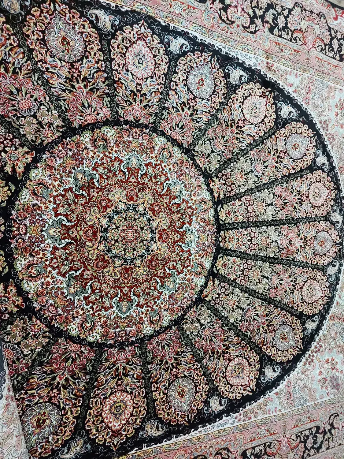 فرش ۹ متری|فرش|رشت, آزادگان|دیوار