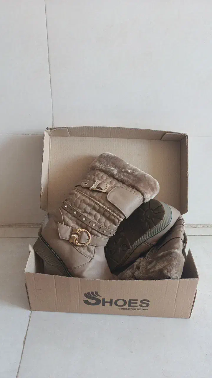 بوت سایز ۳۷ نو|کیف، کفش، کمربند|قرچک, قشلاق جیتو|دیوار