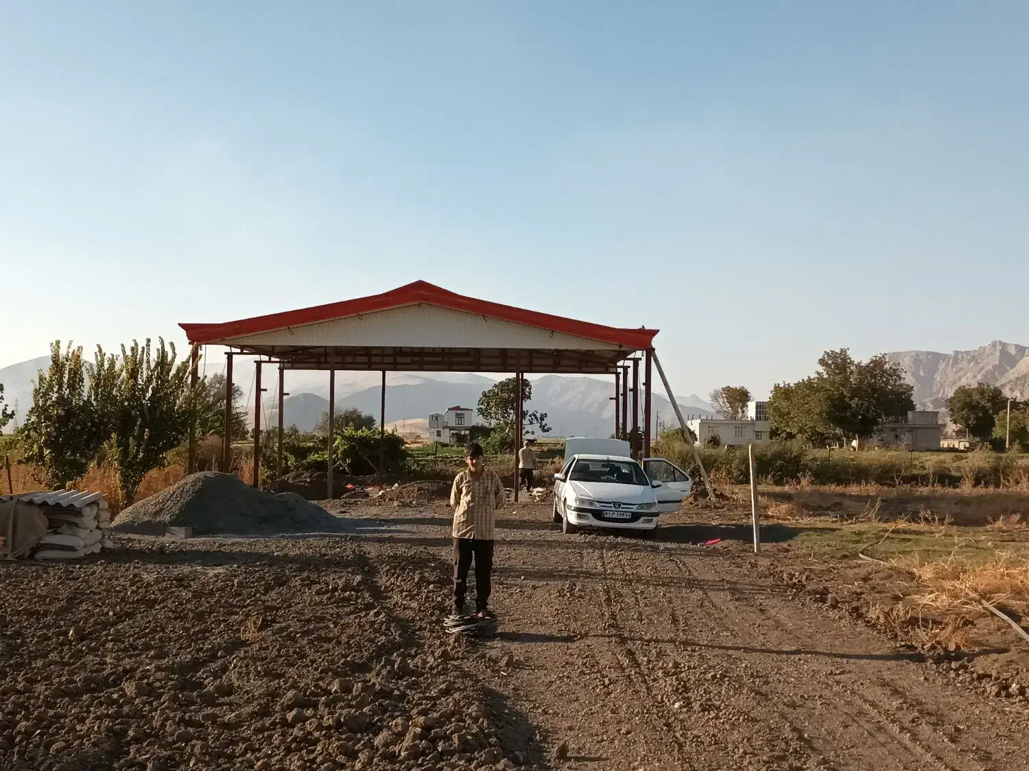 نصب شیروانی و سوله|خدمات پیشه و مهارت|الیگودرز, |دیوار