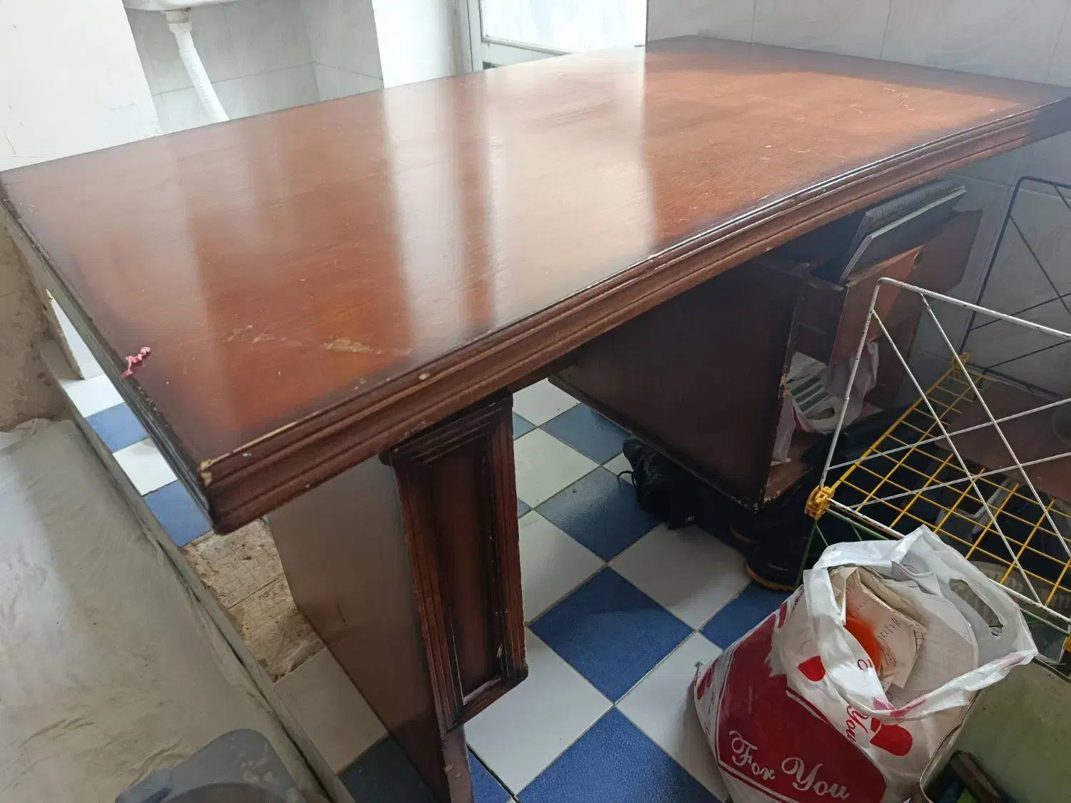 میز|مبلمان اداری|اهر, |دیوار