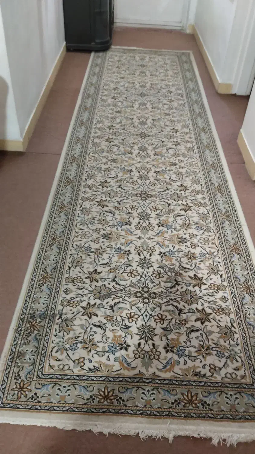 قالی داخل راه رو|فرش|مسجد سلیمان, |دیوار