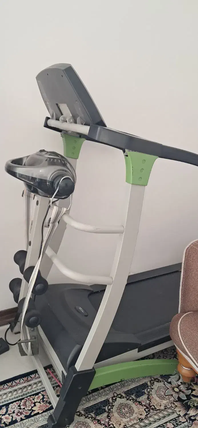 تردمیل در حد نو|تجهیزات ورزشی|قم, زنبیل آباد|دیوار