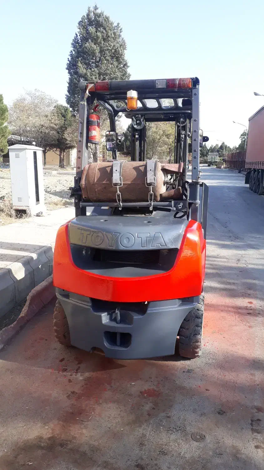 تعمیرکار لیفتراک|خدمات پیشه و مهارت|مشهد, شهرک صنعتی توس|دیوار